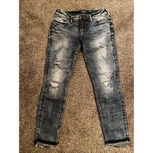 Women’s SILVER Jeans Kenni Girlfriend Skinny Crop 26x27 Medium Distressed Denim
